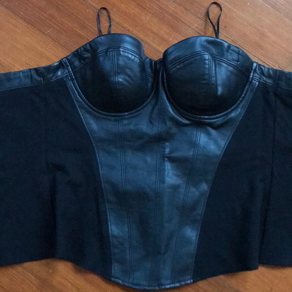 size small guess bustier